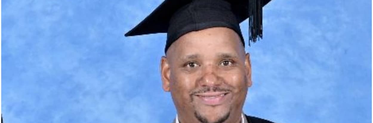 Ruyterwacht Teacher Time Travels Back to Educate His 16-Year-Old Self